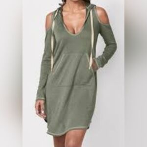 Venus Cold Shoulder Hoodie Casual Dress Med